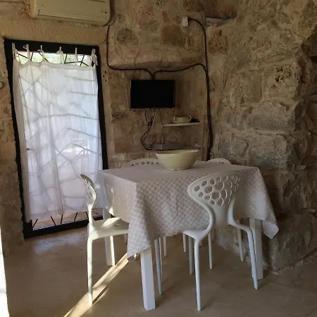 Charming With Jacuzzi And Sea View - Salve, 85 Sqm Salve