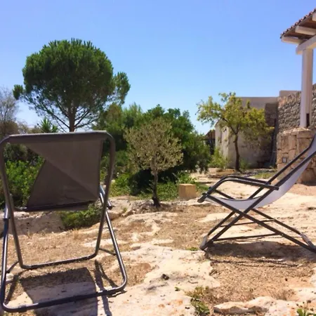 Charming With Jacuzzi And Sea View - Salve, 85 Sqm Apartment Salve